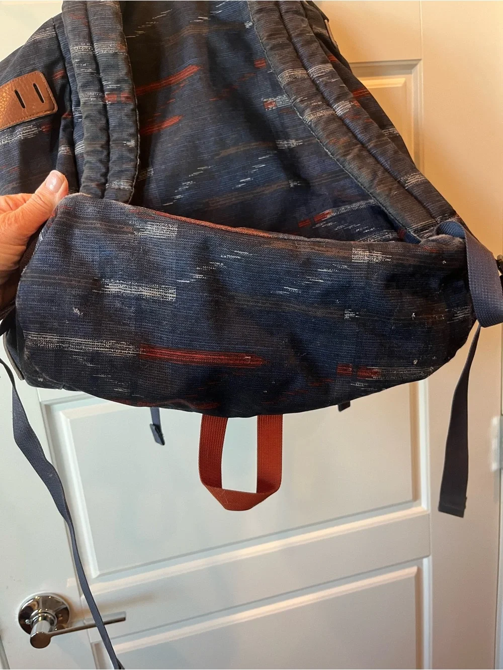 Patagonia Navy Blue Patterned Daypack with Rust Accents.  25L